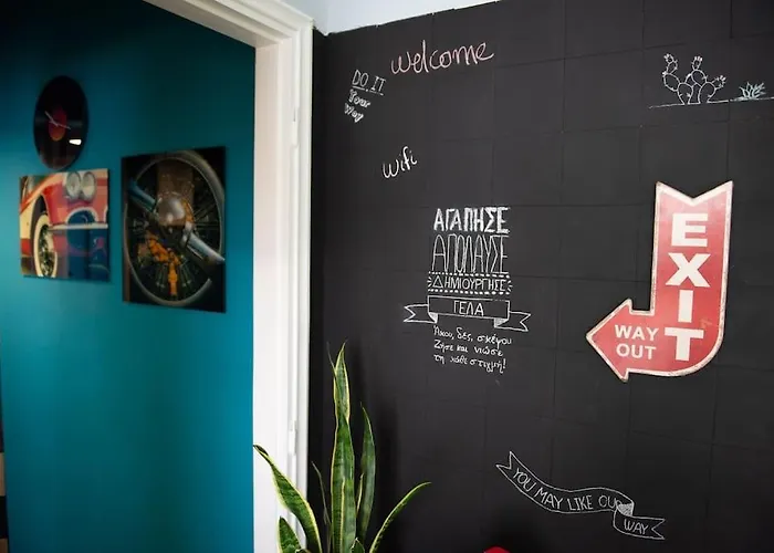 Valaoritou Каламата