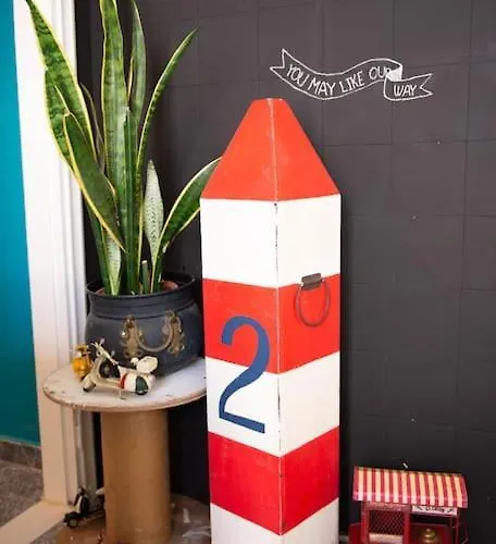 Апартаменты Valaoritou