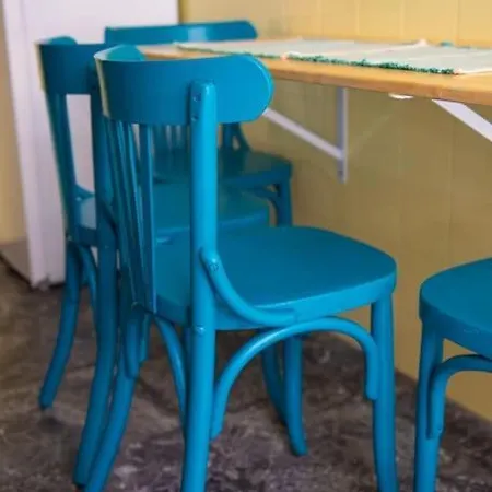 アパート Valaoritou